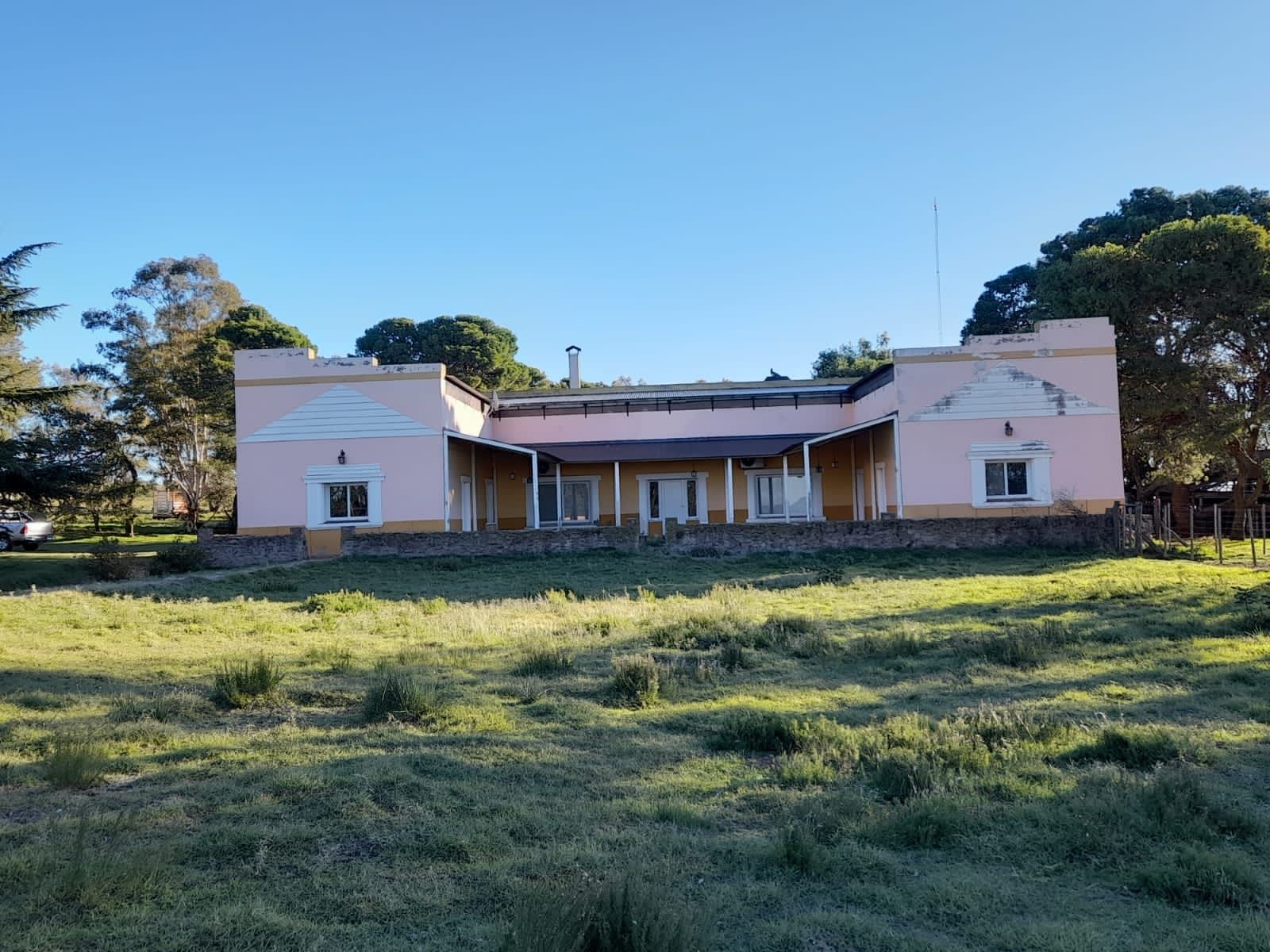 Campo armado con excelentes instalaciones